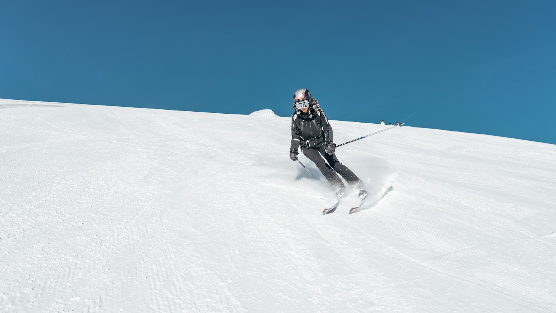 Nauka jazdy na nartach – samodzielnie czy z instruktorem?